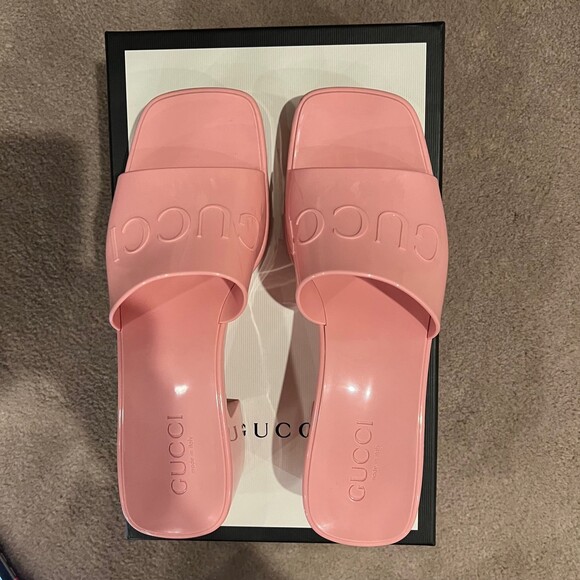 Gucci Women’s Rubber Slide Sandal Pastel Pink Size 7 - Picture 3 of 12
